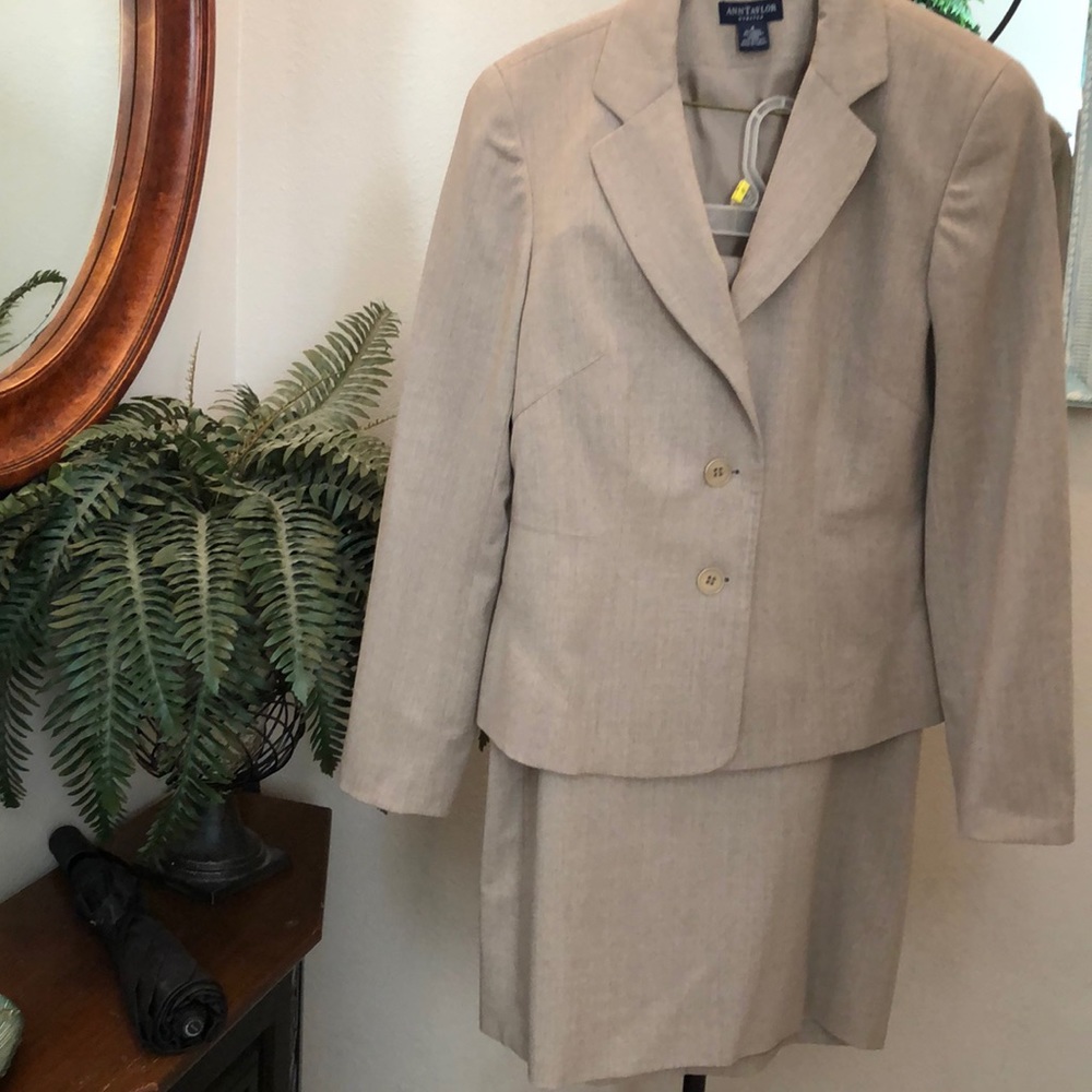 Ann Taylor Stretch Skirt Suit for Women